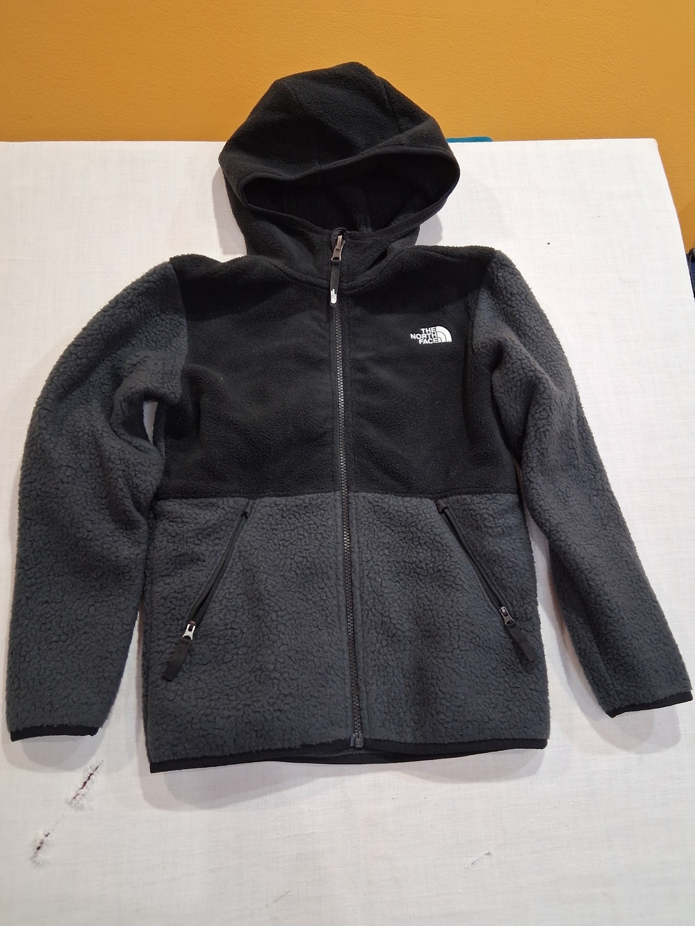 The North Face Kids Black & Gray Hooded Fleece Jacket Size 10/12